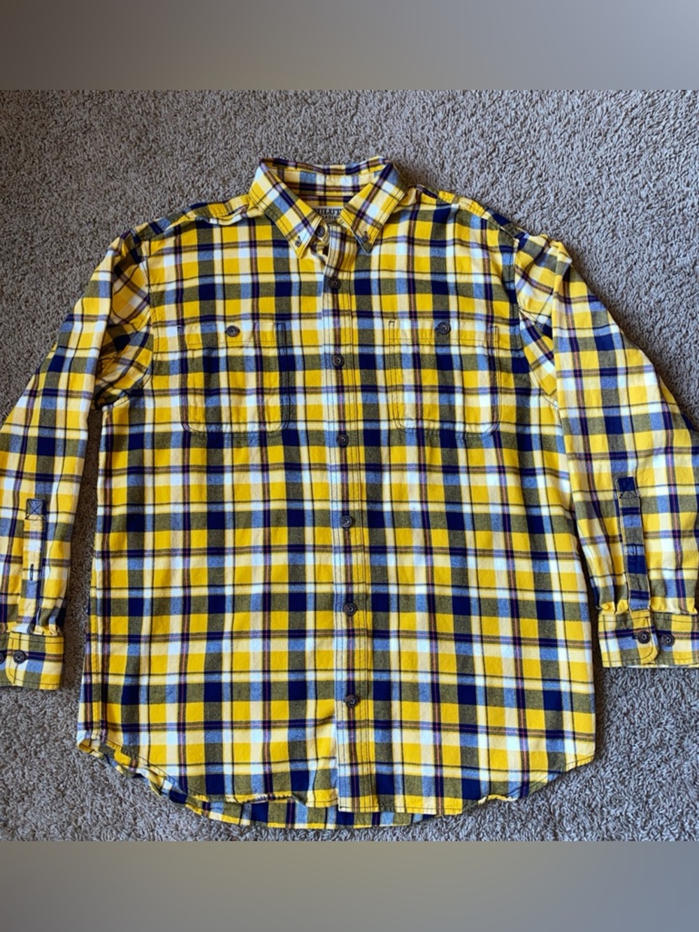 DULUTH TRADING Flannel Shirt Mens L Relaxed Fit Button Down Yellow Navy Plaid